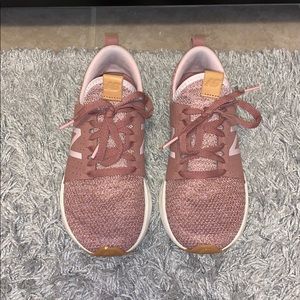 Women’s New Balance